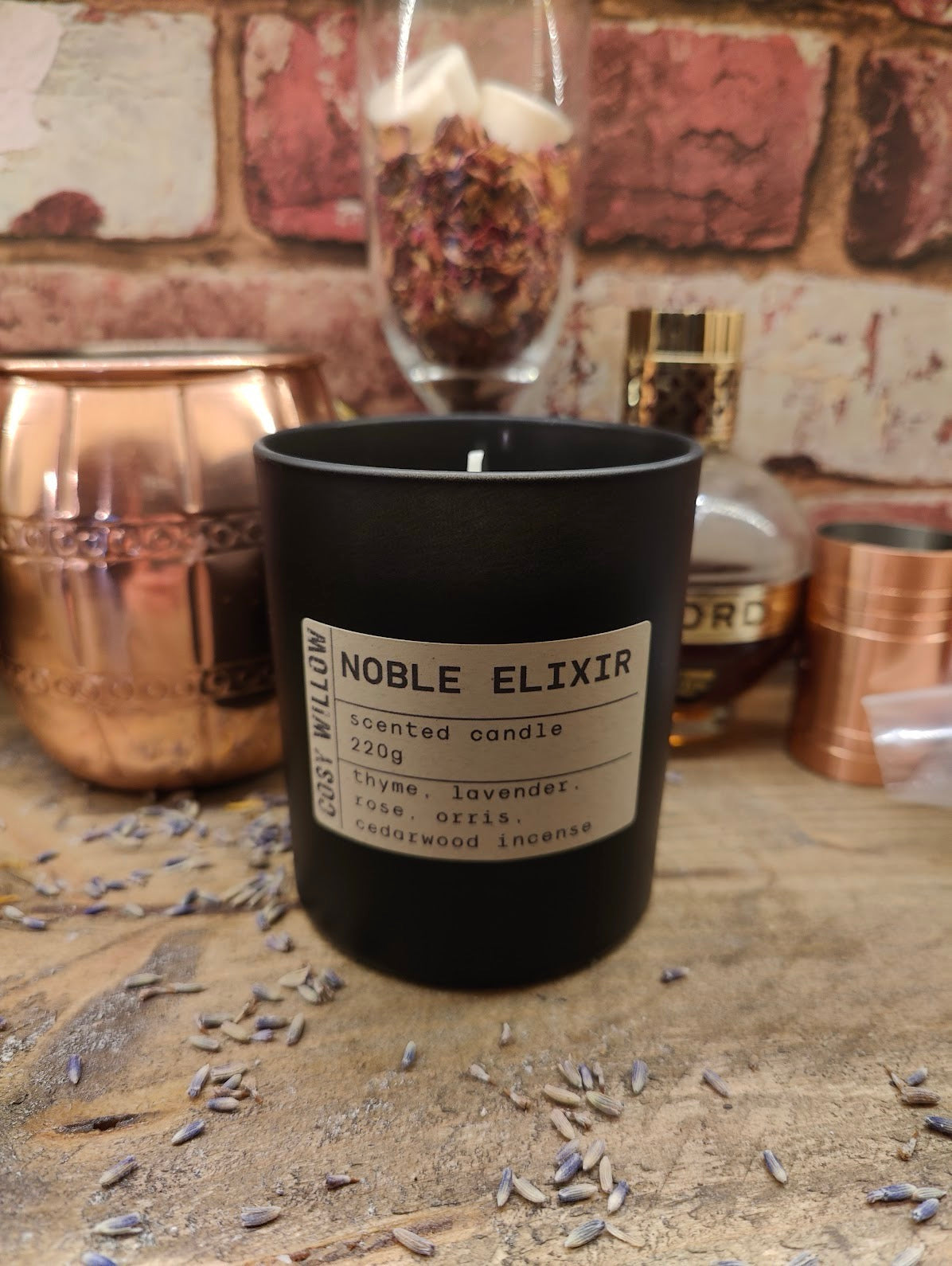 Noble Elixir  Candle 30cl